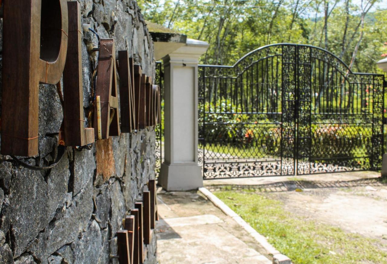 Plantation Villa Kalutara Exterior photo