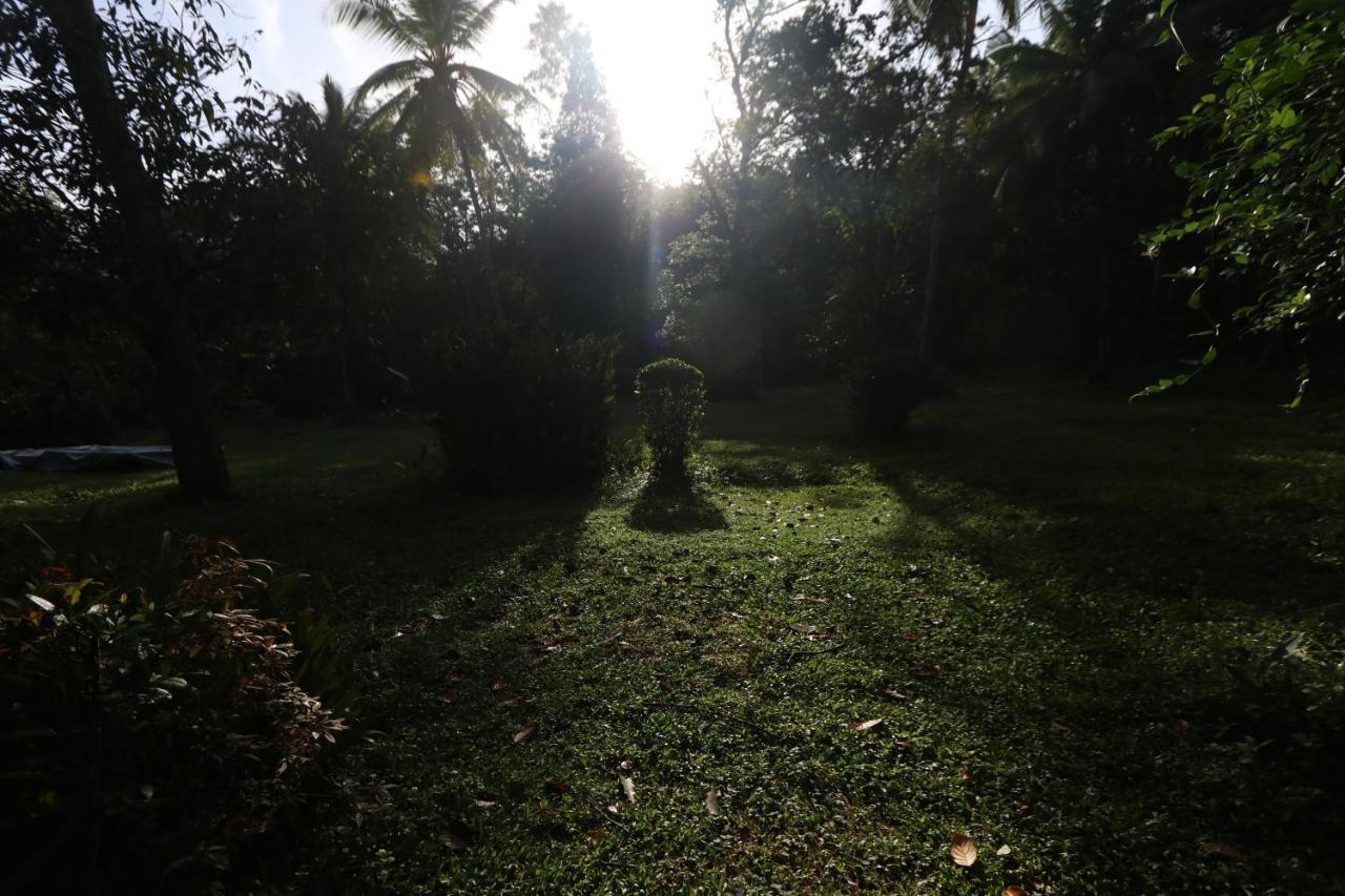 Plantation Villa Kalutara Exterior photo