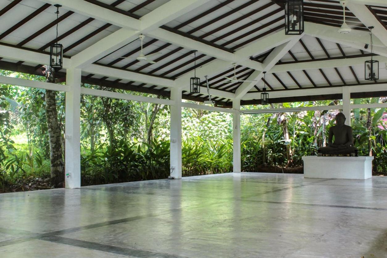 Plantation Villa Kalutara Exterior photo